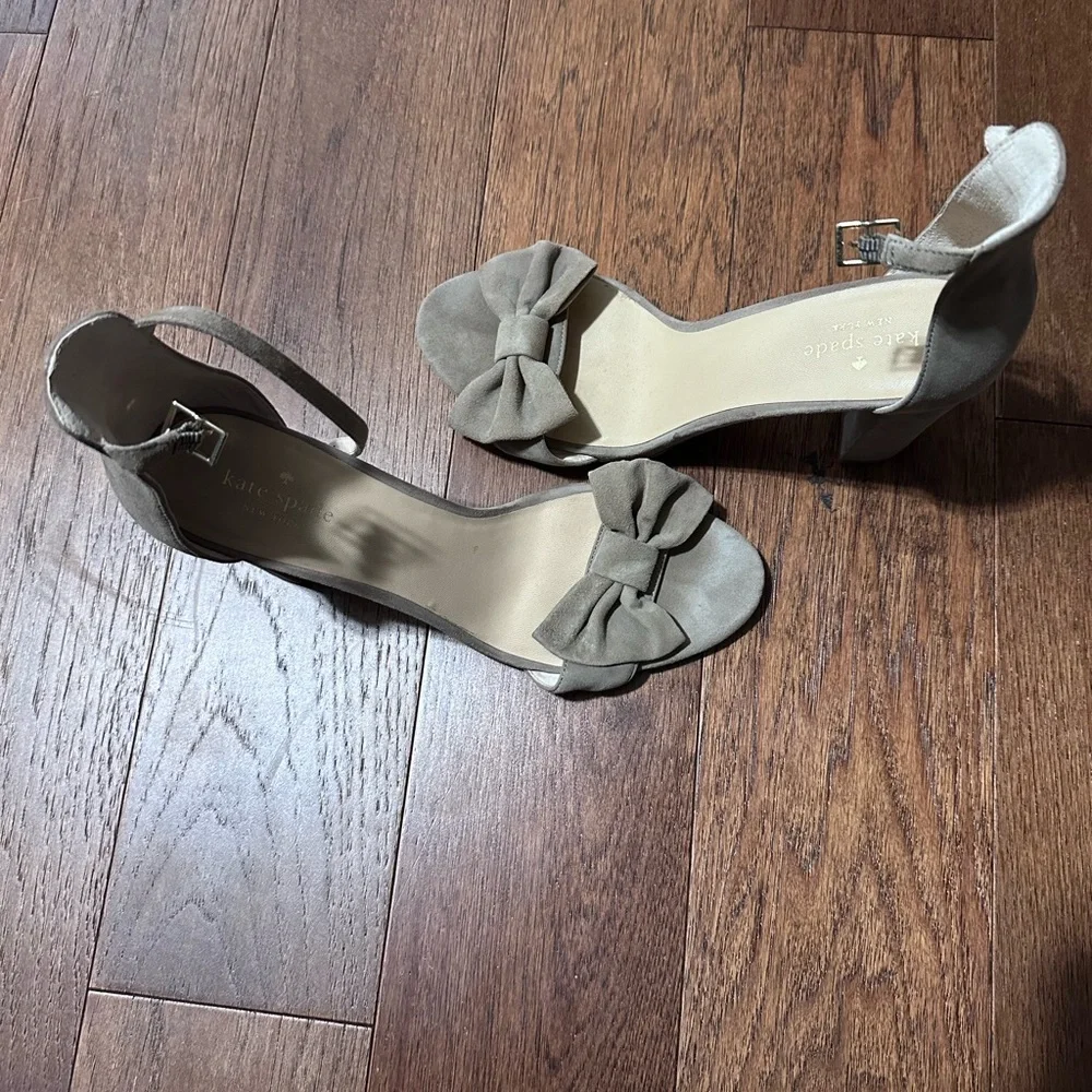 Kate Spade Taupe Bow‎ Heels